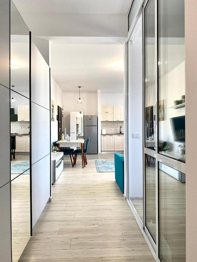 Joy Apartment Brasov Bagian luar foto
